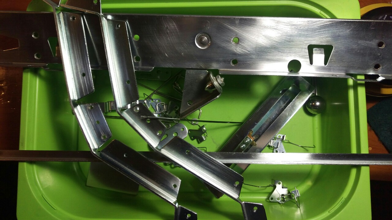 Sinbad: pops rebuilt, cab metal installed, playfield in